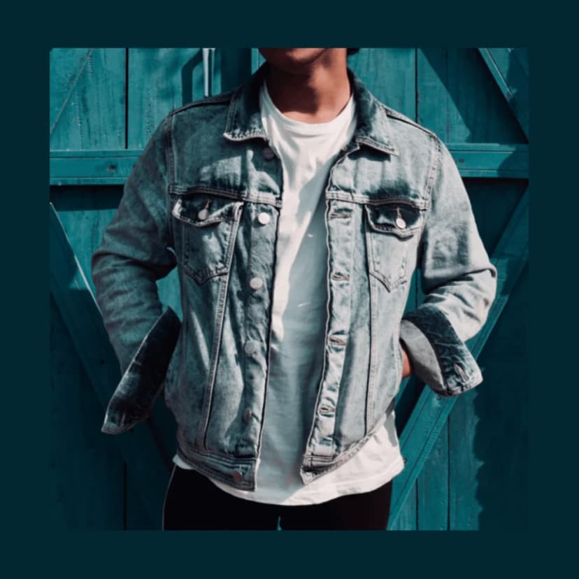 Denim jacket light blue